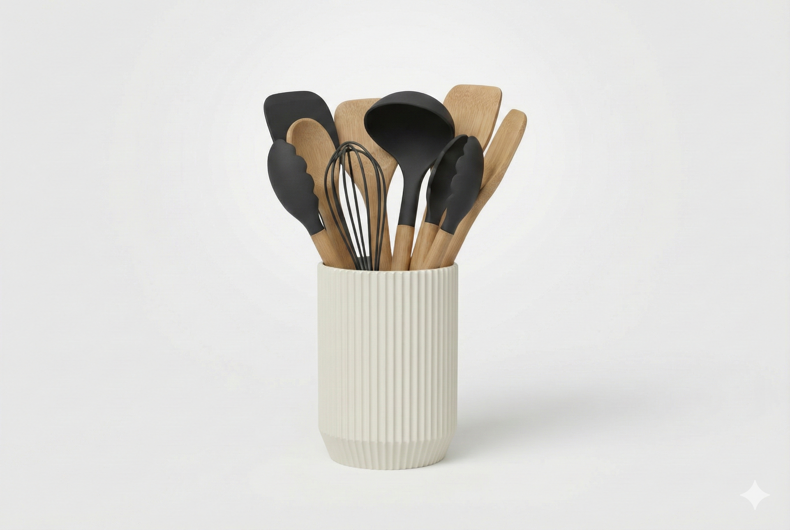 Küchenutensilienhalter – Eleganter Rillen-Organizer für Kochlöffel, Pfannenwender & Küchenzubehör